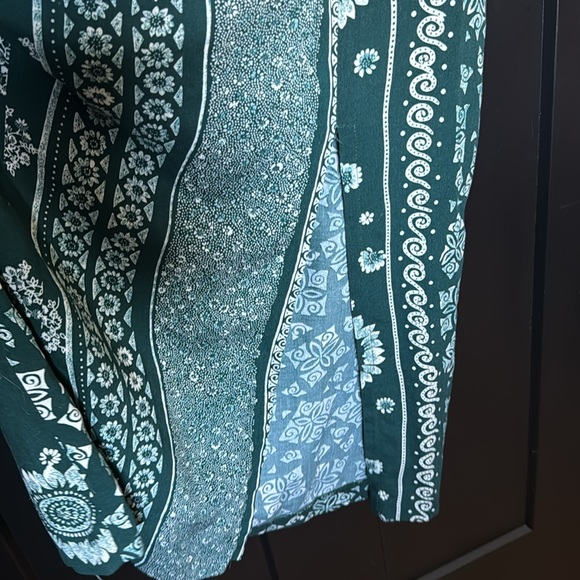 Emblem Dark Green And White Floral Pattern Beaded Maxi Dress - Picture 3 of 8